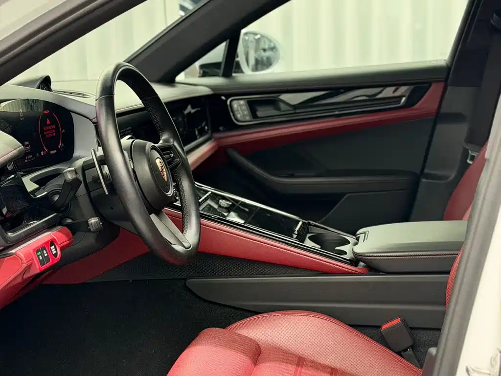 Porsche Panamera — миниатюра 9
