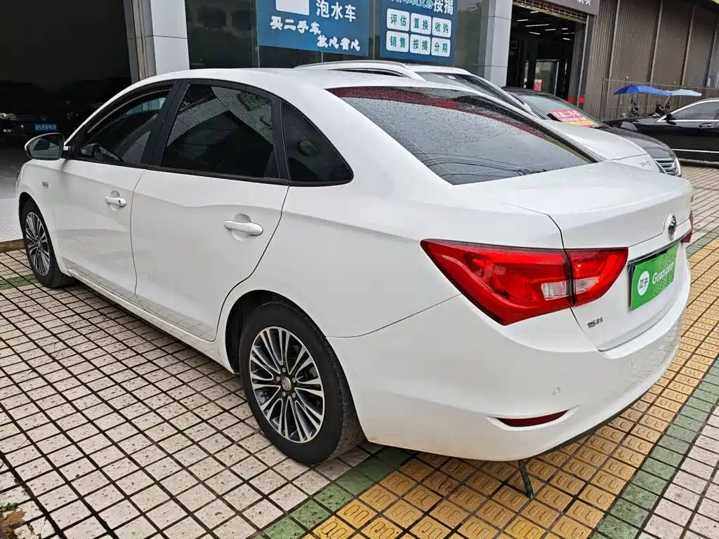 Buick Excelle — миниатюра 5