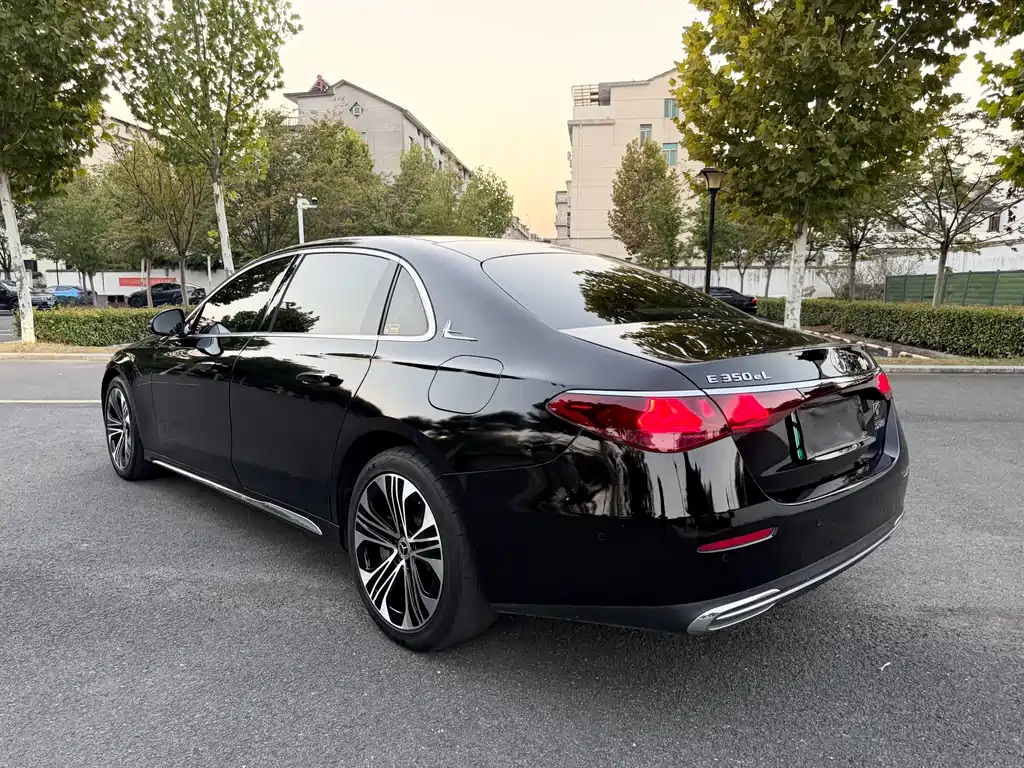 Mercedes-Benz E-Class New Energy — миниатюра 4