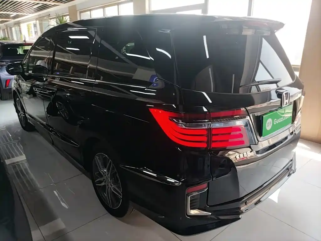 Honda Elysion — миниатюра 5