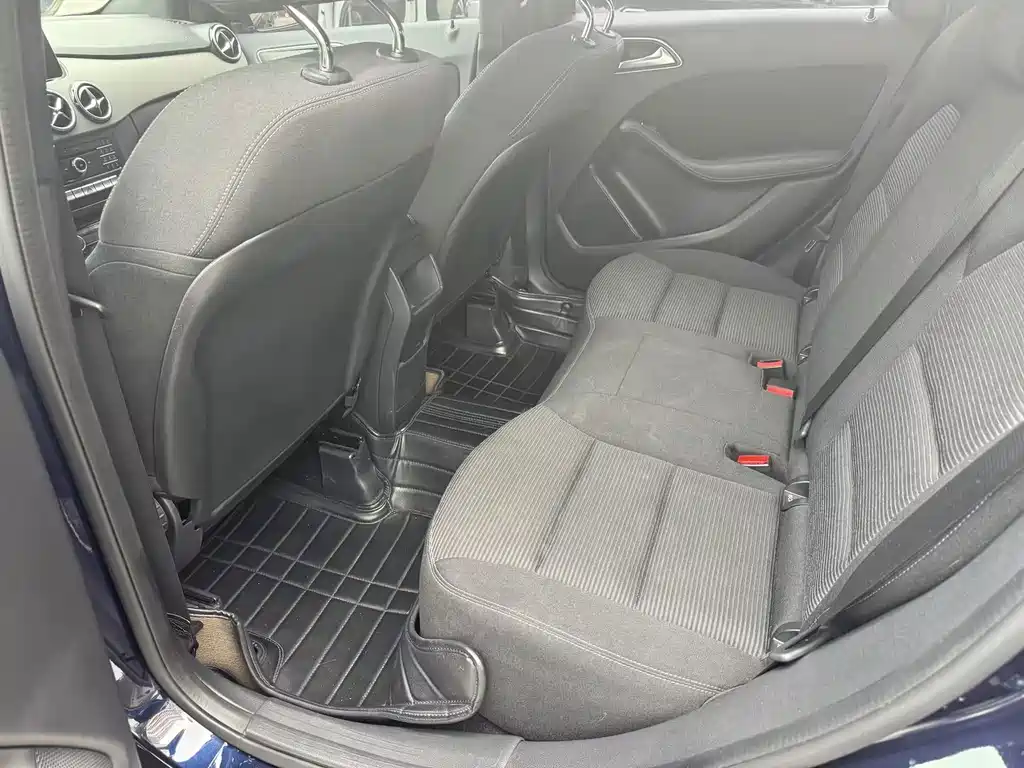 Mercedes-Benz B-Class — миниатюра 5