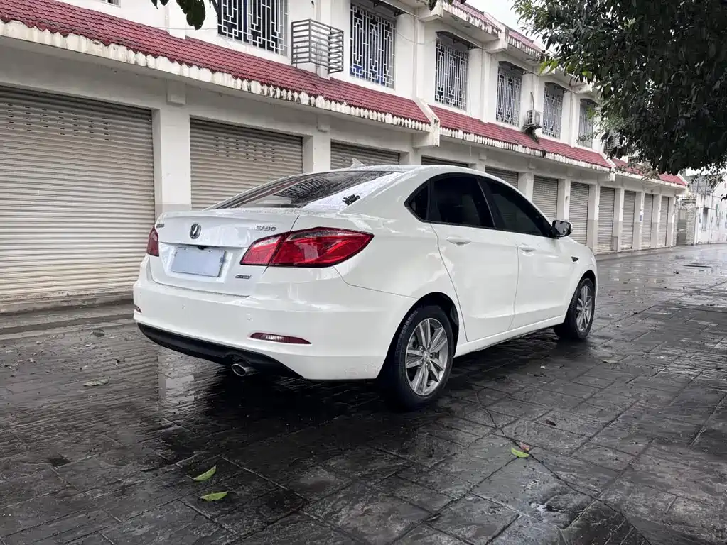 Changan Eado — миниатюра 6