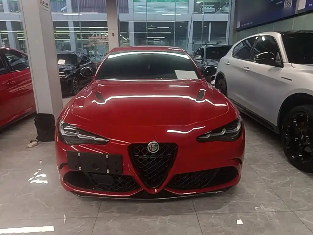 Alfa Romeo Giulia — миниатюра 3