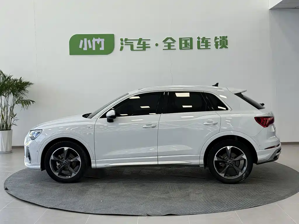Audi Q3 — миниатюра 5