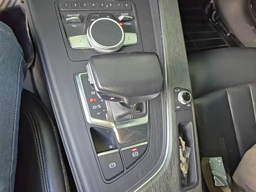 Audi A4L — миниатюра 19