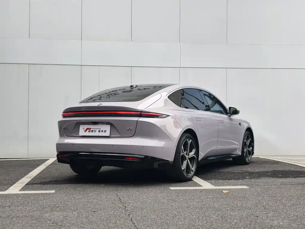 NIO ET5 — миниатюра 4
