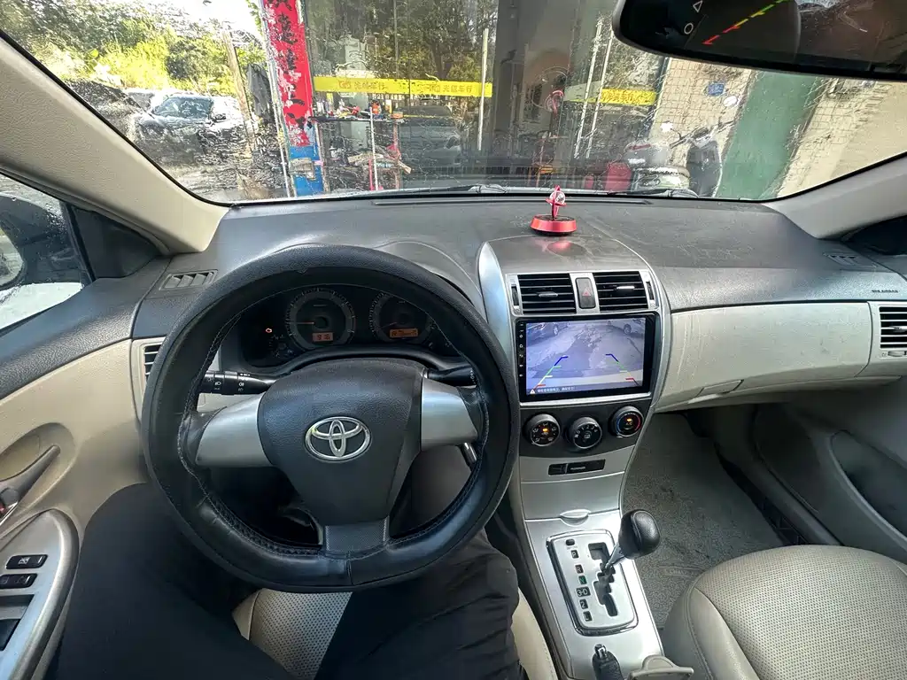 Toyota Corolla — миниатюра 4