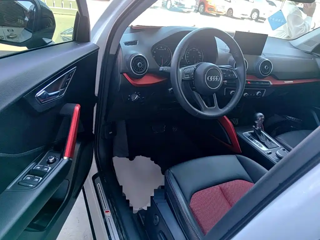 Audi Q2L — миниатюра 16