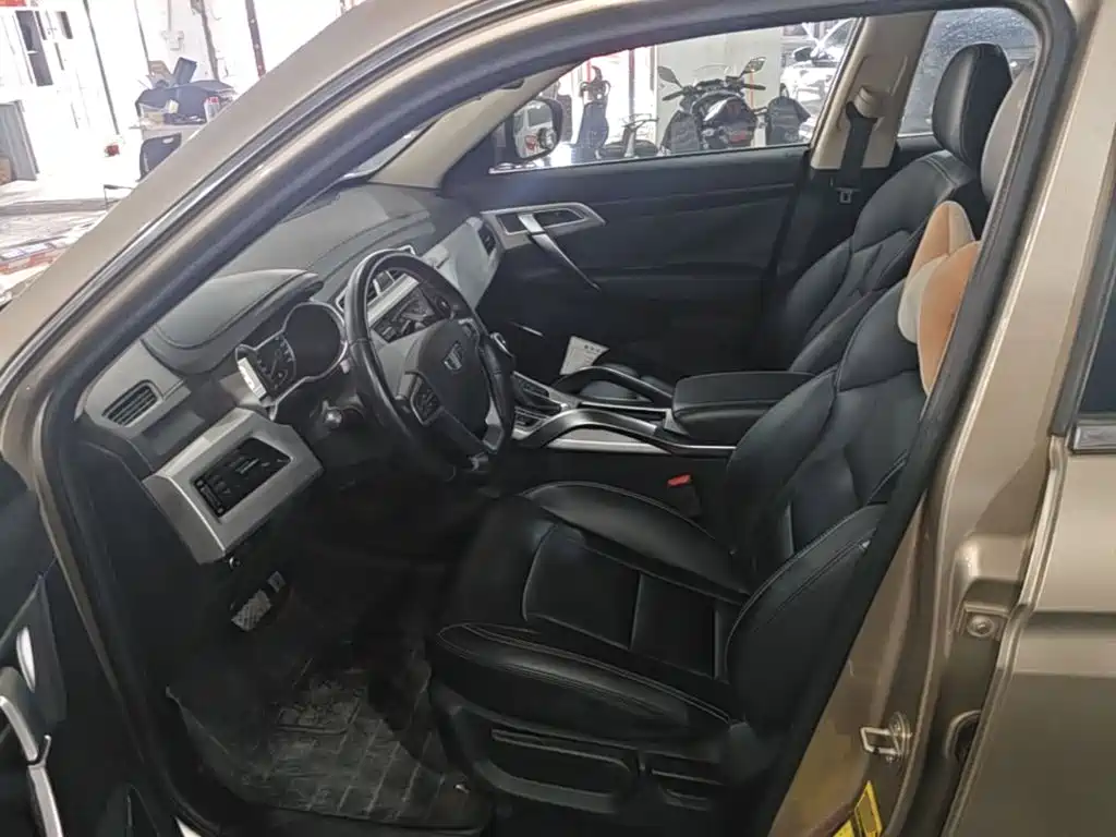 Geely Boyue — миниатюра 15