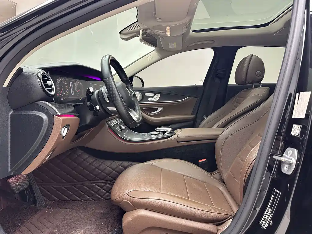 Mercedes-Benz E-Class — миниатюра 5