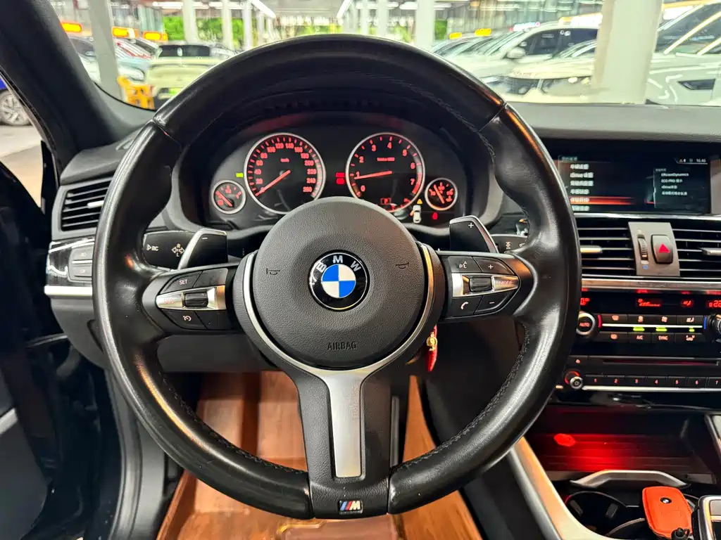 BMW X4 — миниатюра 13