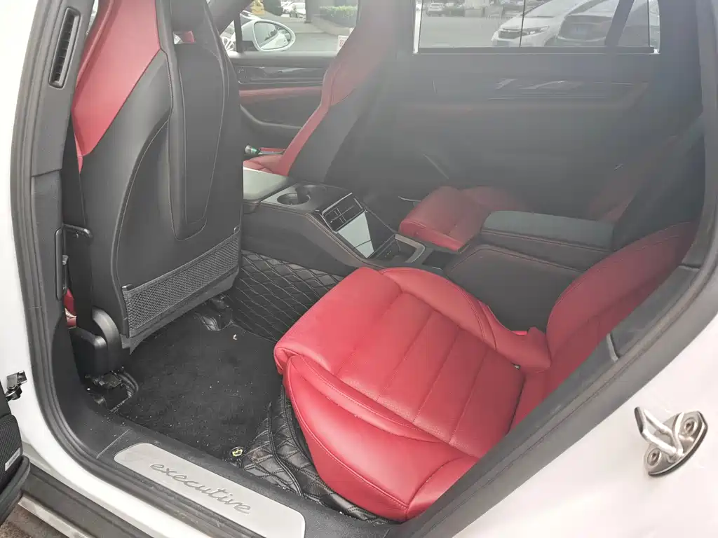 Porsche Panamera — миниатюра 9