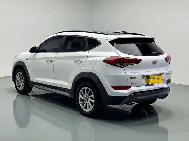 Hyundai Tucson — миниатюра 13