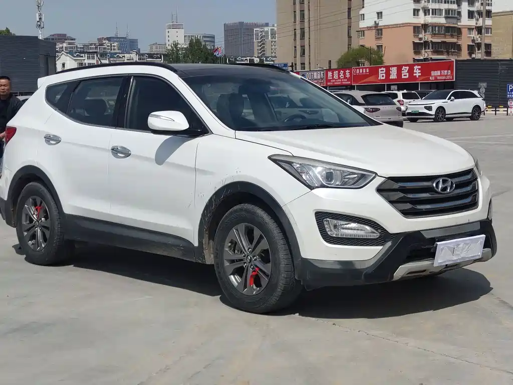 Hyundai Santa Fe — миниатюра 3