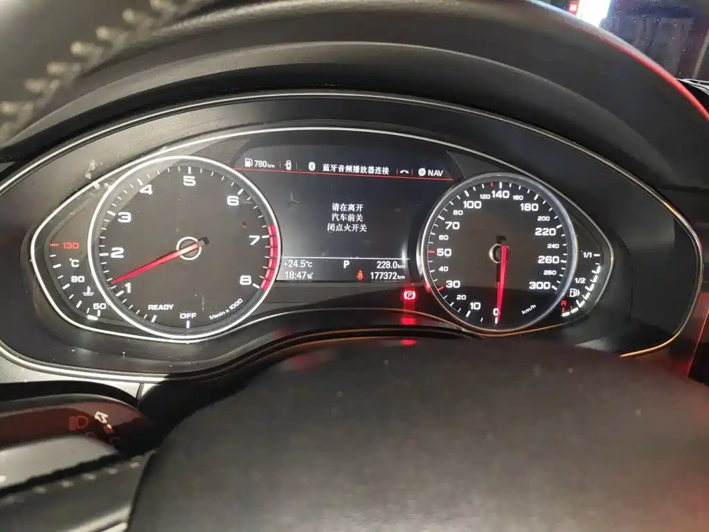 Audi A6L — миниатюра 12