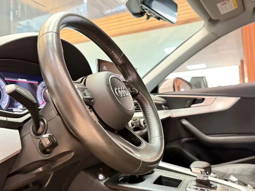 Audi A4L — миниатюра 7