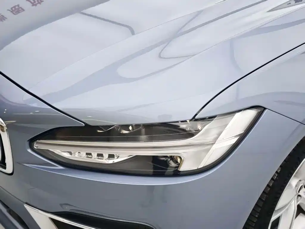 Volvo S90 — миниатюра 4