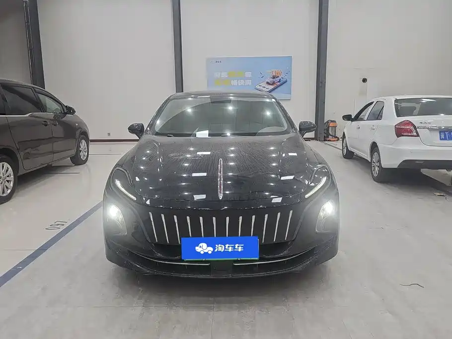 Hongqi Hongqi E-QM5 — миниатюра 2