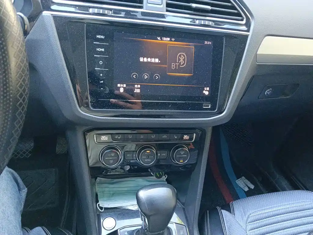 Volkswagen Tiguan L — миниатюра 9