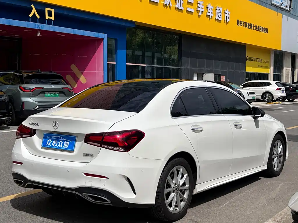 Mercedes-Benz A-Class — миниатюра 4