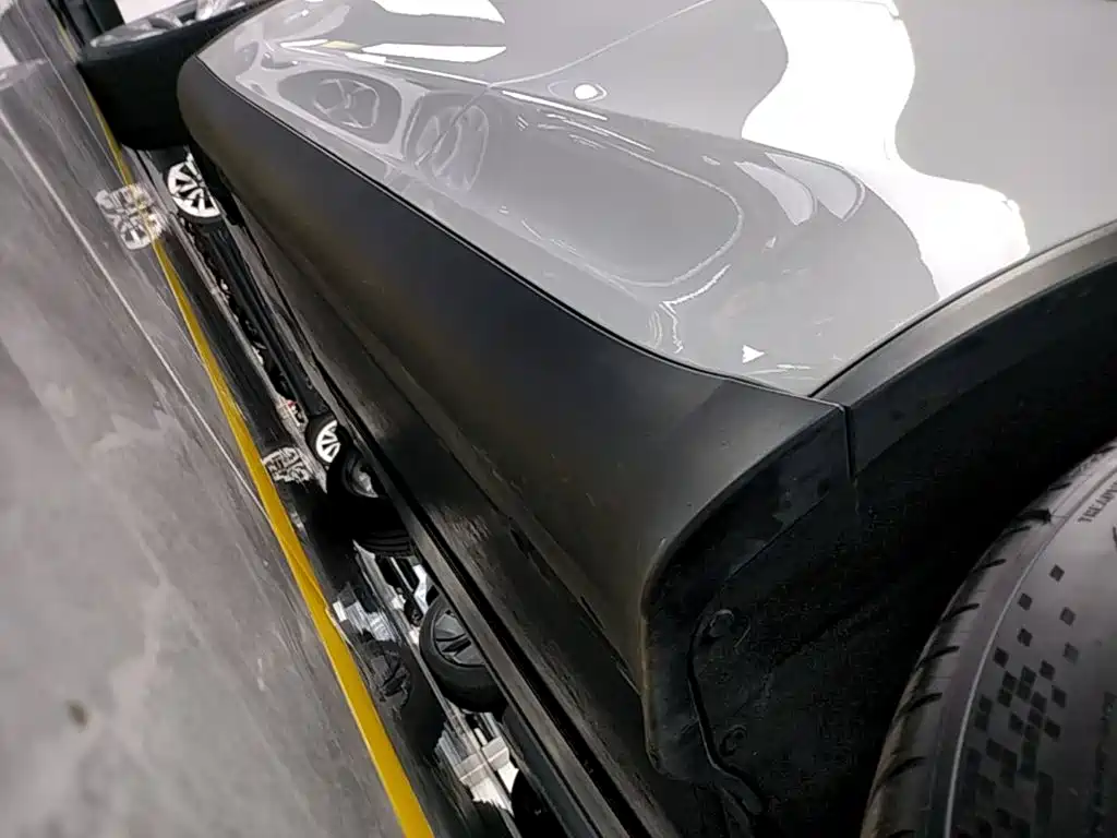 Tesla Model Y — миниатюра 22
