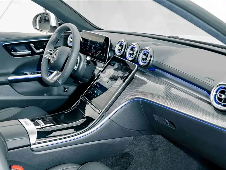 Mercedes-Benz C-Class — миниатюра 17