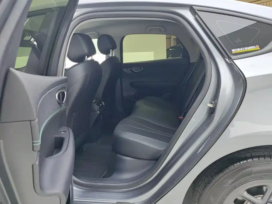 BYD Seal 05 DM-i — миниатюра 11