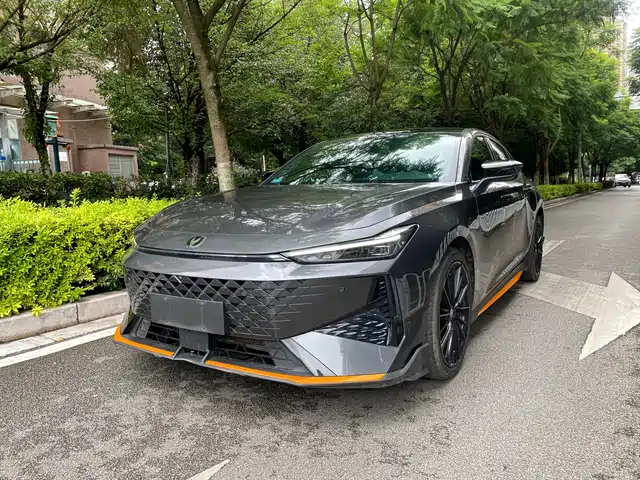 Changan UNI-V