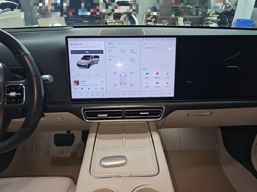 Li Auto Li L8 — миниатюра 13