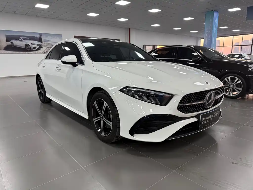 MERCEDES-BENZ A CLASS