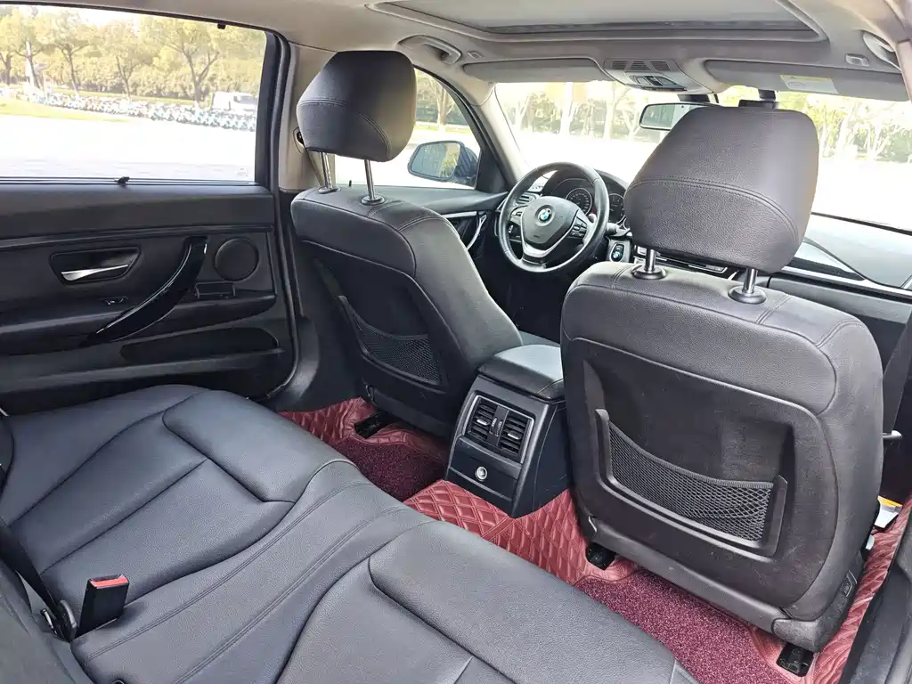 BMW 3 Series — миниатюра 13