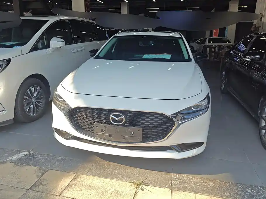 Mazda 3 Axela — миниатюра 2