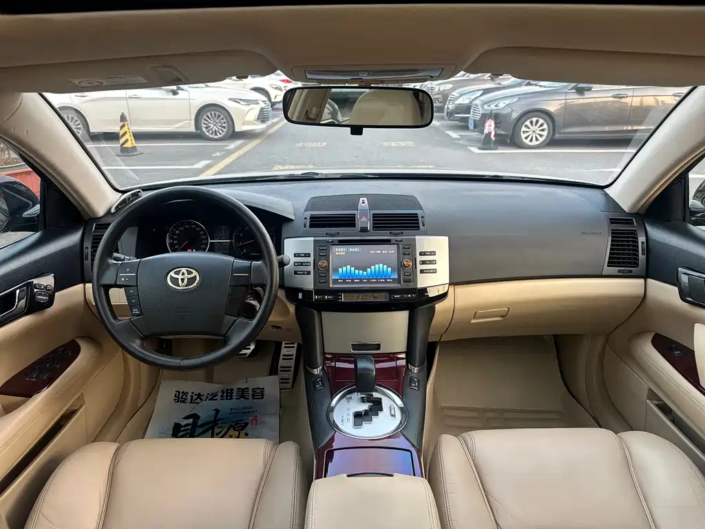 Toyota Reiz — миниатюра 10