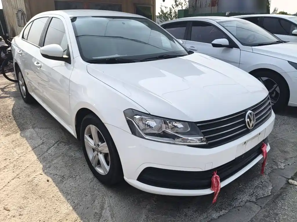Volkswagen Lavida — миниатюра 4
