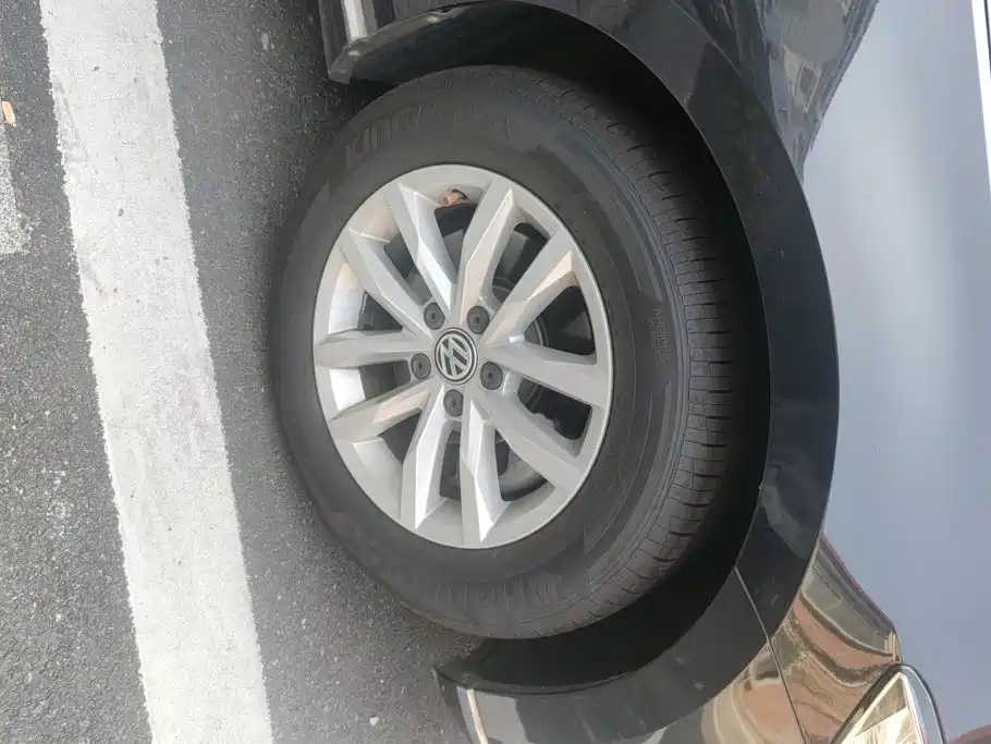 Volkswagen Magotan — миниатюра 6