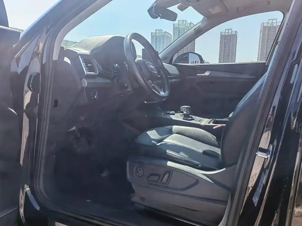 Audi Q5L — миниатюра 4