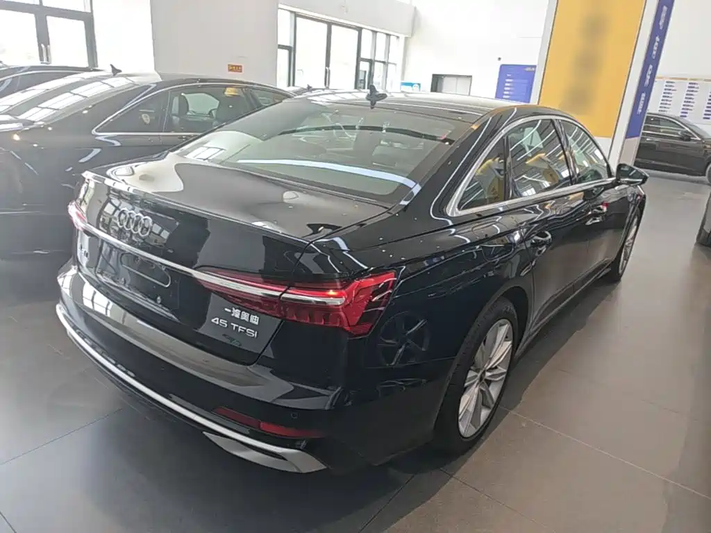 Audi A6L — миниатюра 7