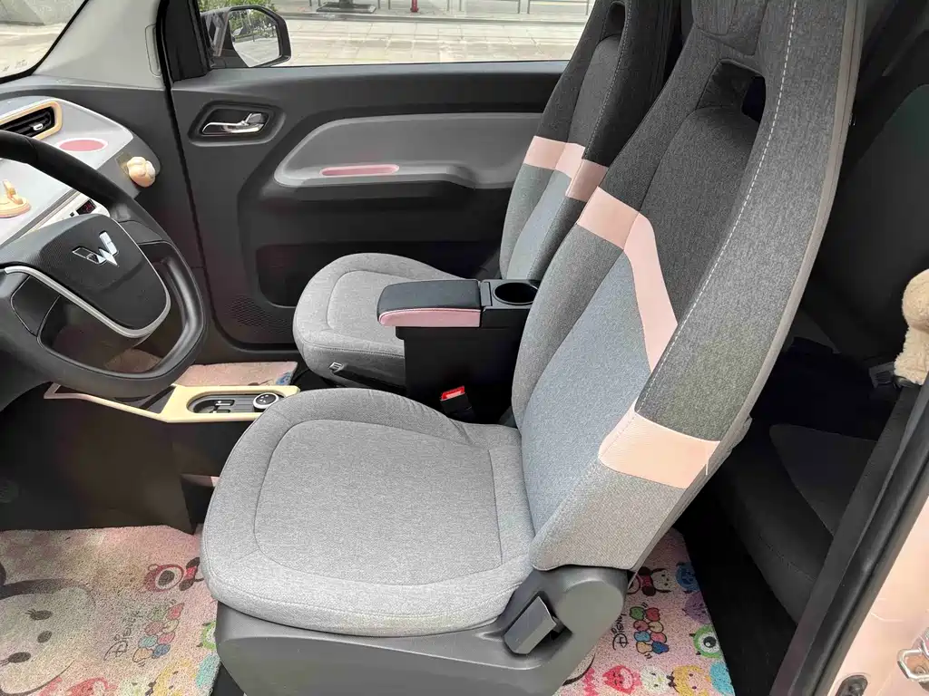 Wuling MINIEV — миниатюра 8