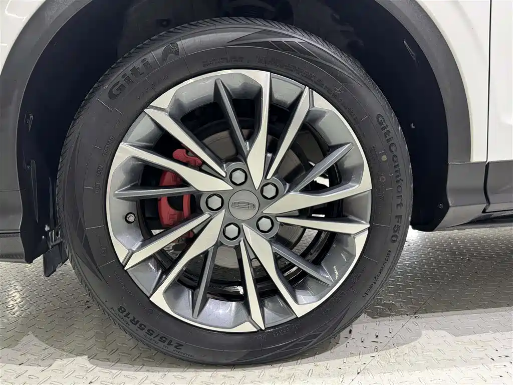 Geely Binyue — миниатюра 30