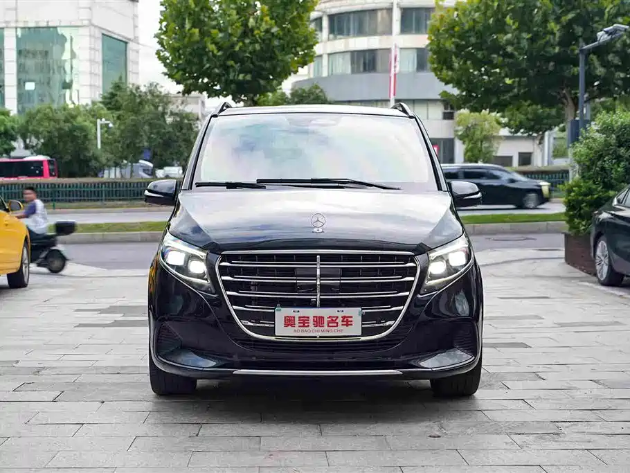 Mercedes-Benz V-Class — миниатюра 2