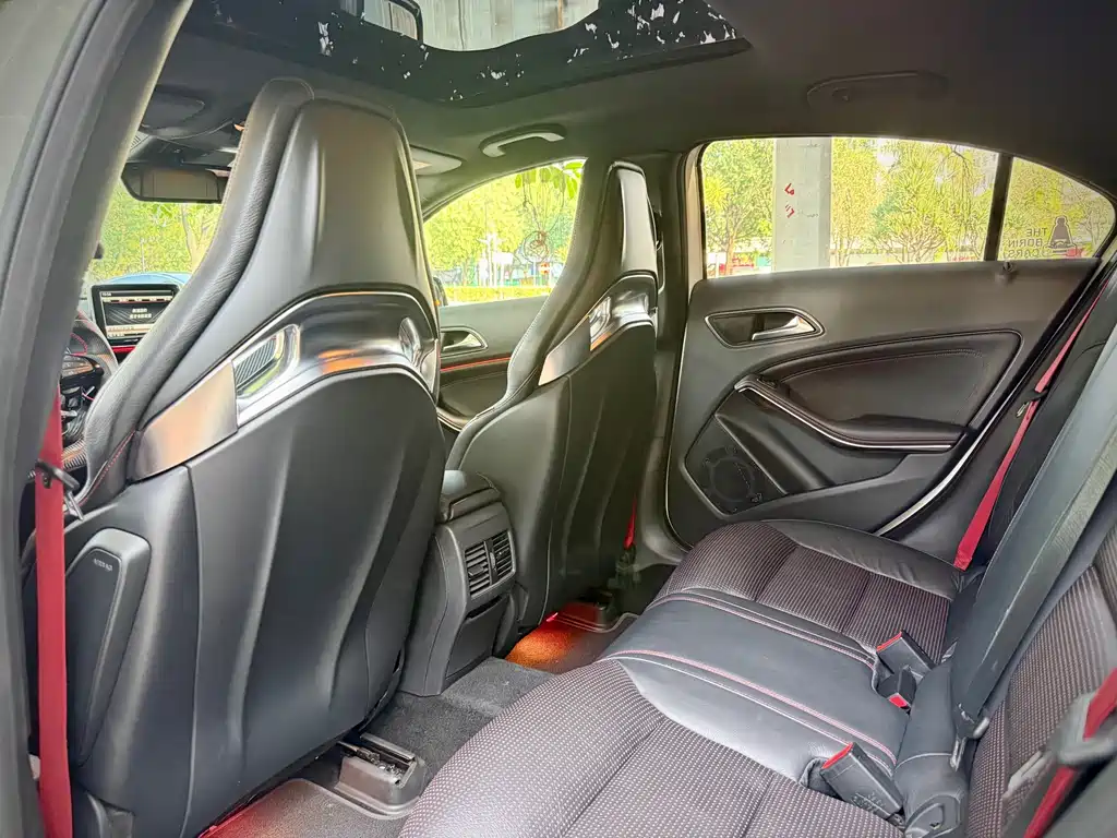 Mercedes-Benz A-Class AMG (Import) — миниатюра 9