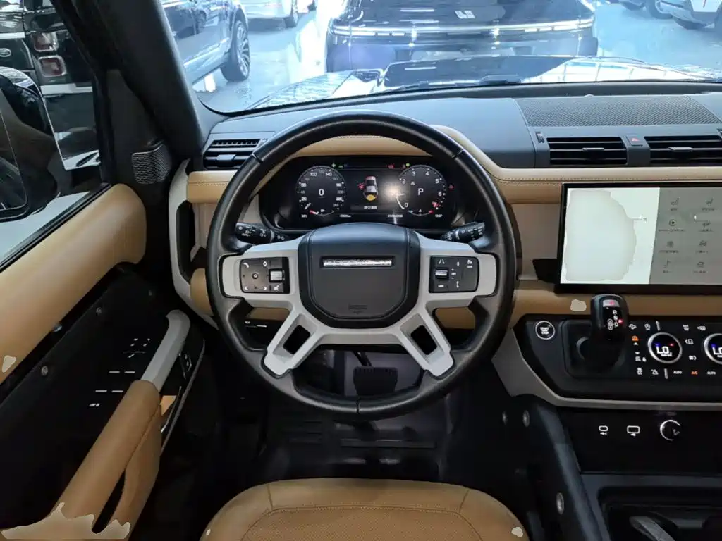 Land Rover Defender — миниатюра 11