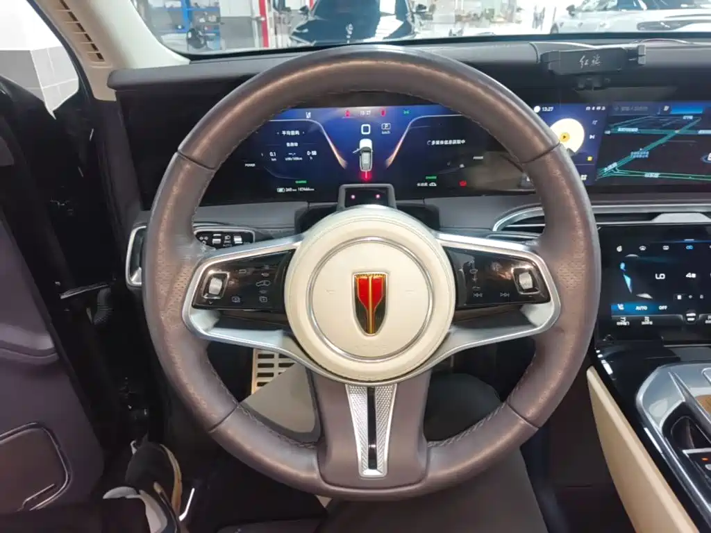 Hongqi Hongqi E-HS9 — миниатюра 11