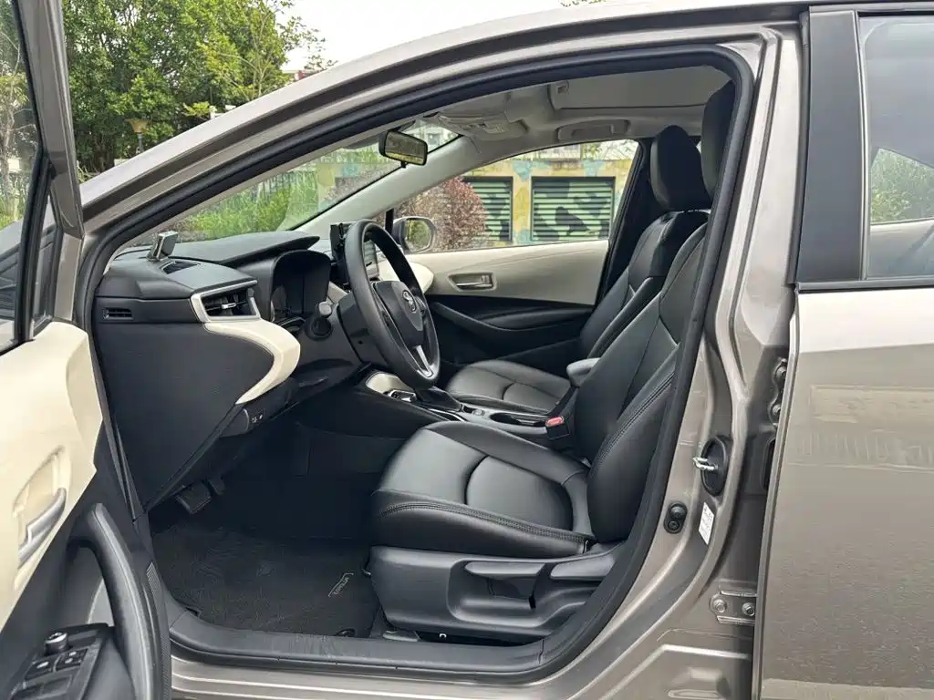 Toyota Corolla — миниатюра 11