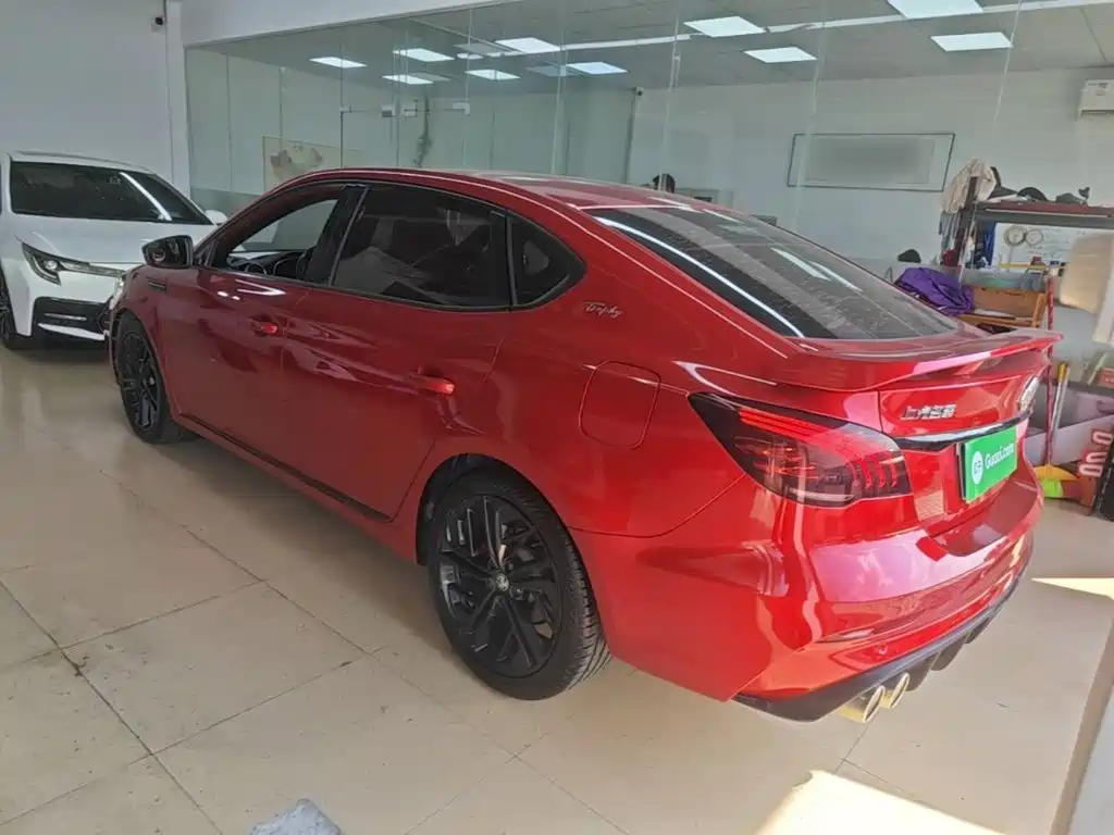 MG MG6 — миниатюра 5