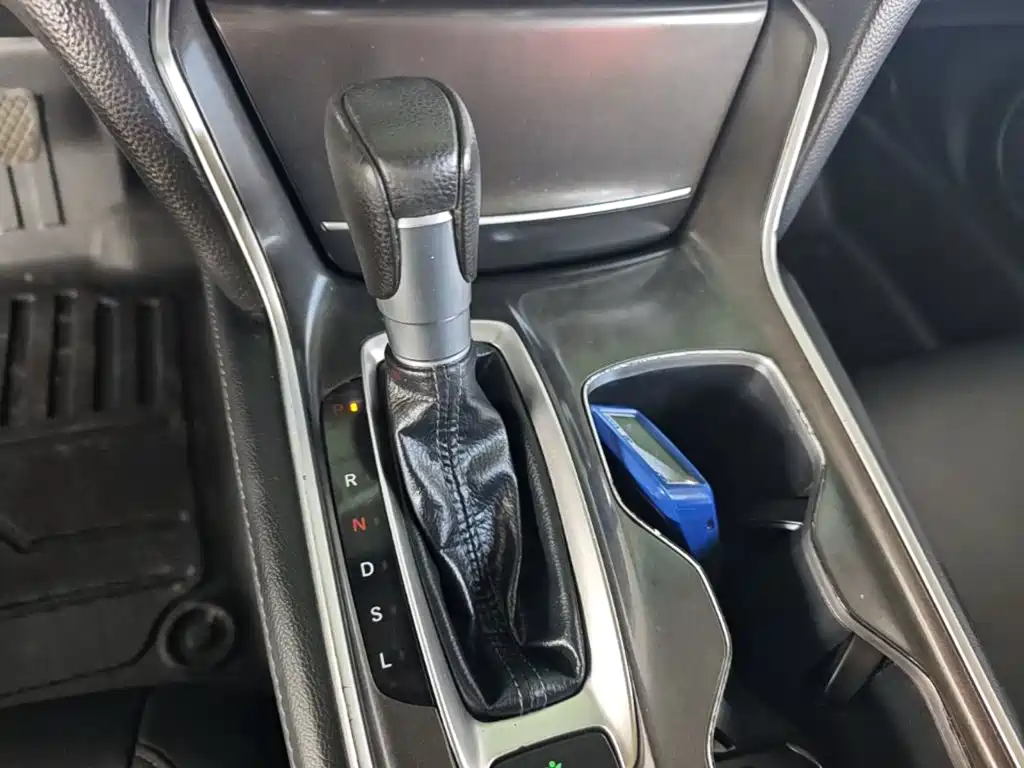 Honda Accord — миниатюра 14