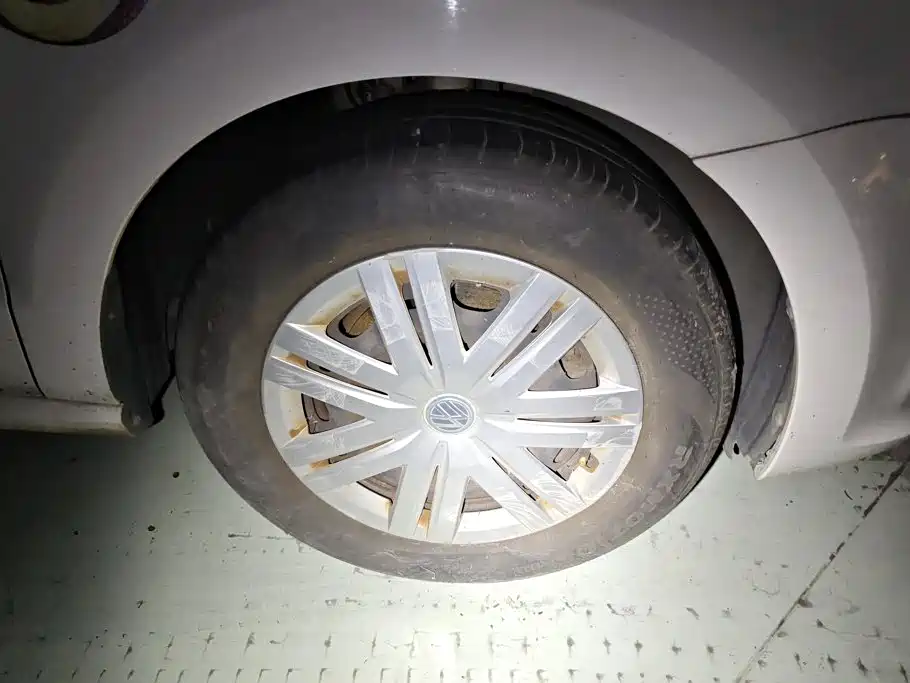 Volkswagen Polo — миниатюра 6