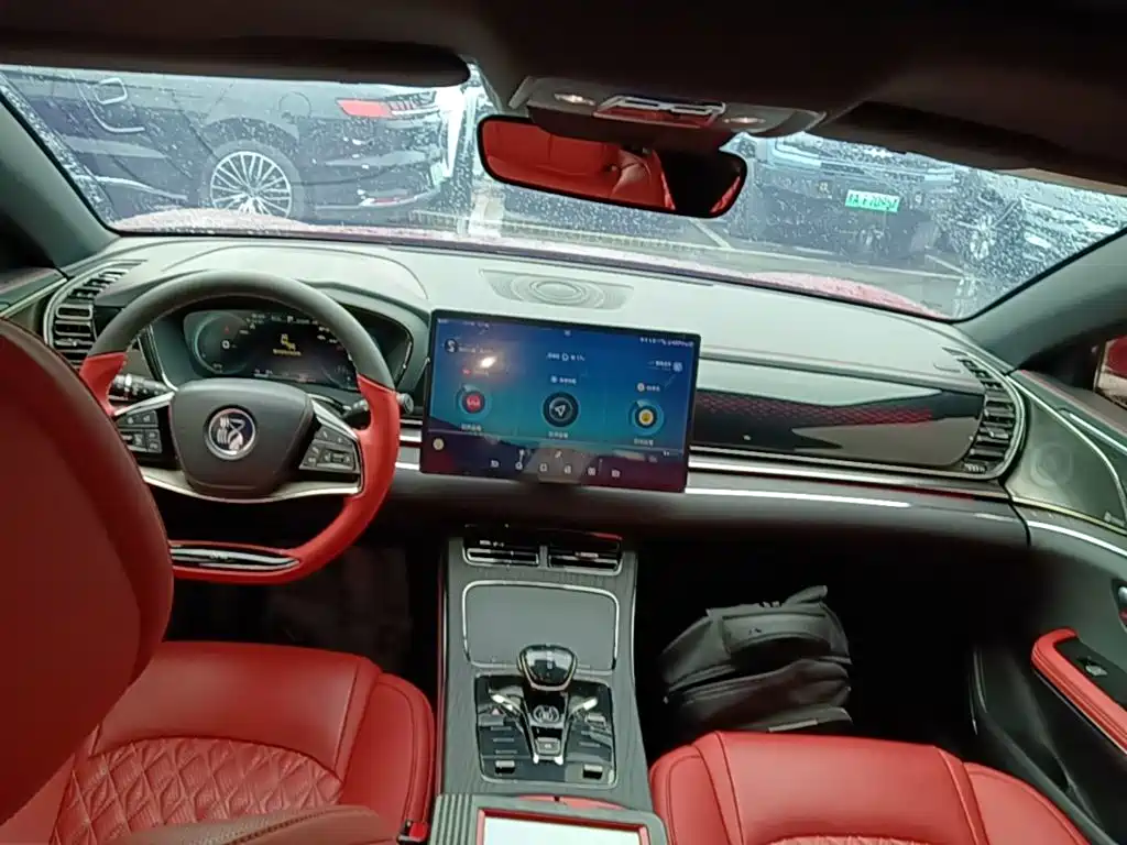 BYD Han — миниатюра 10