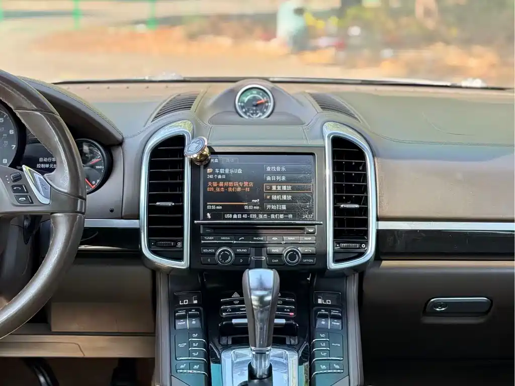 Porsche Cayenne 2012 3.6L