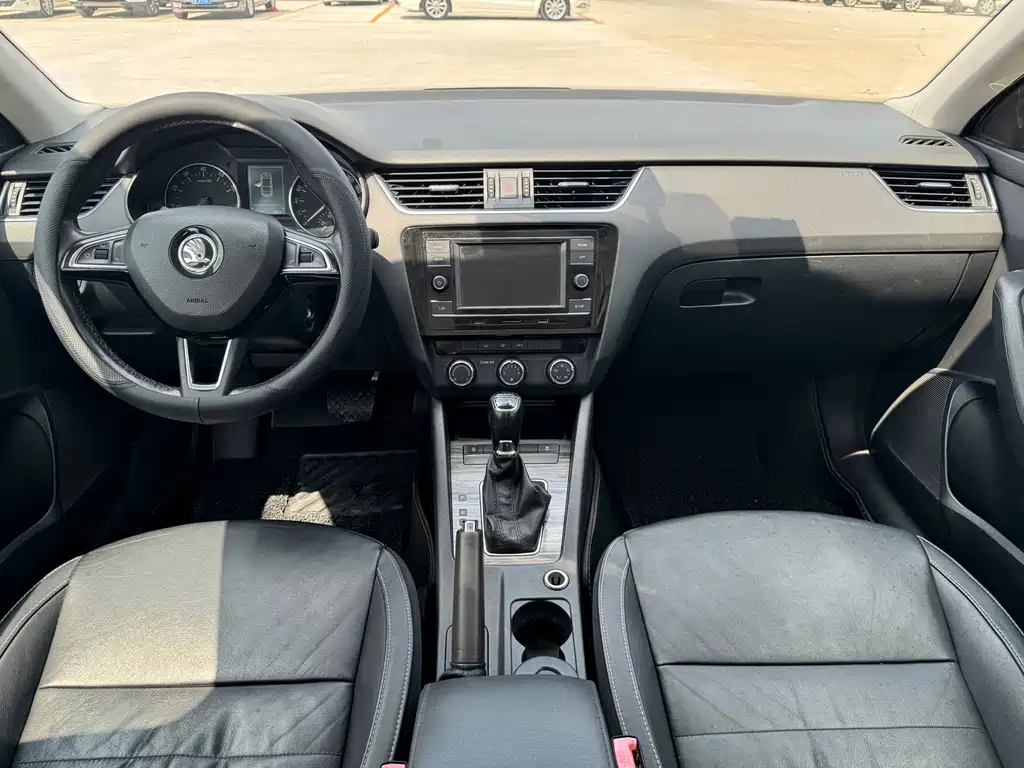 Skoda Octavia — миниатюра 10